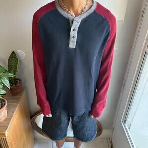 Roebuck & Co. Colorblock Waffle Henley - Men's L